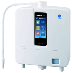 Equipo ionizador de agua Kangen® Enagic® Leveluk K8 sobre fondo azul